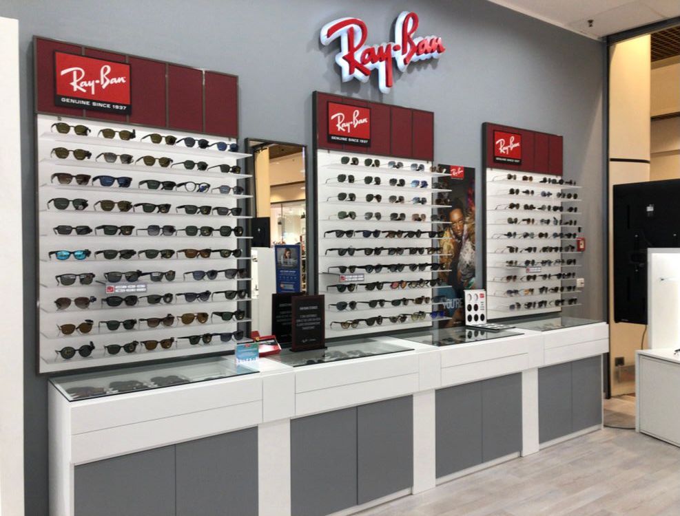 Ottica Sirio, Centro Commerciale Costa Verde - angolo Ray-Ban